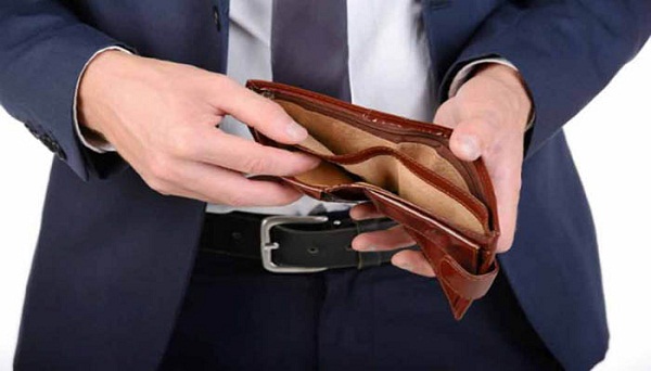 Astro tips for wallet : ज्योतिष के इस उपाय से कभी खाली नहीं होगा बटुआ,  हमेशा पैसों से भरा रहेगा आपका पर्स | Know best astro tips to increase  wallet money | TV9 Bharatvarsh