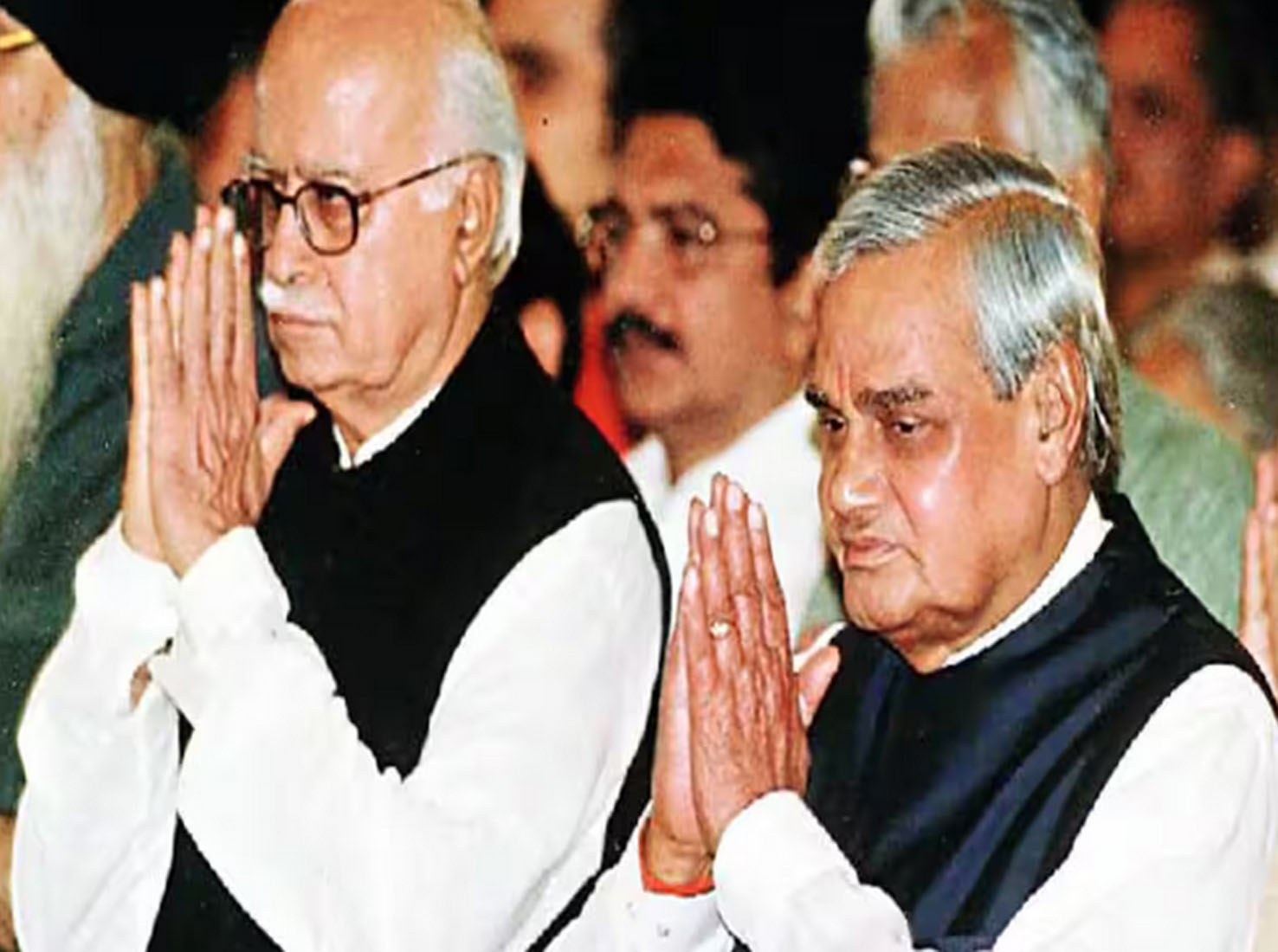 अब तक 7 विभूतियों भारत रत्न से सम्मानित किया केंद्र की नरेंद्र मोदी ...